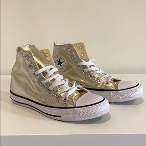 Gold Converse